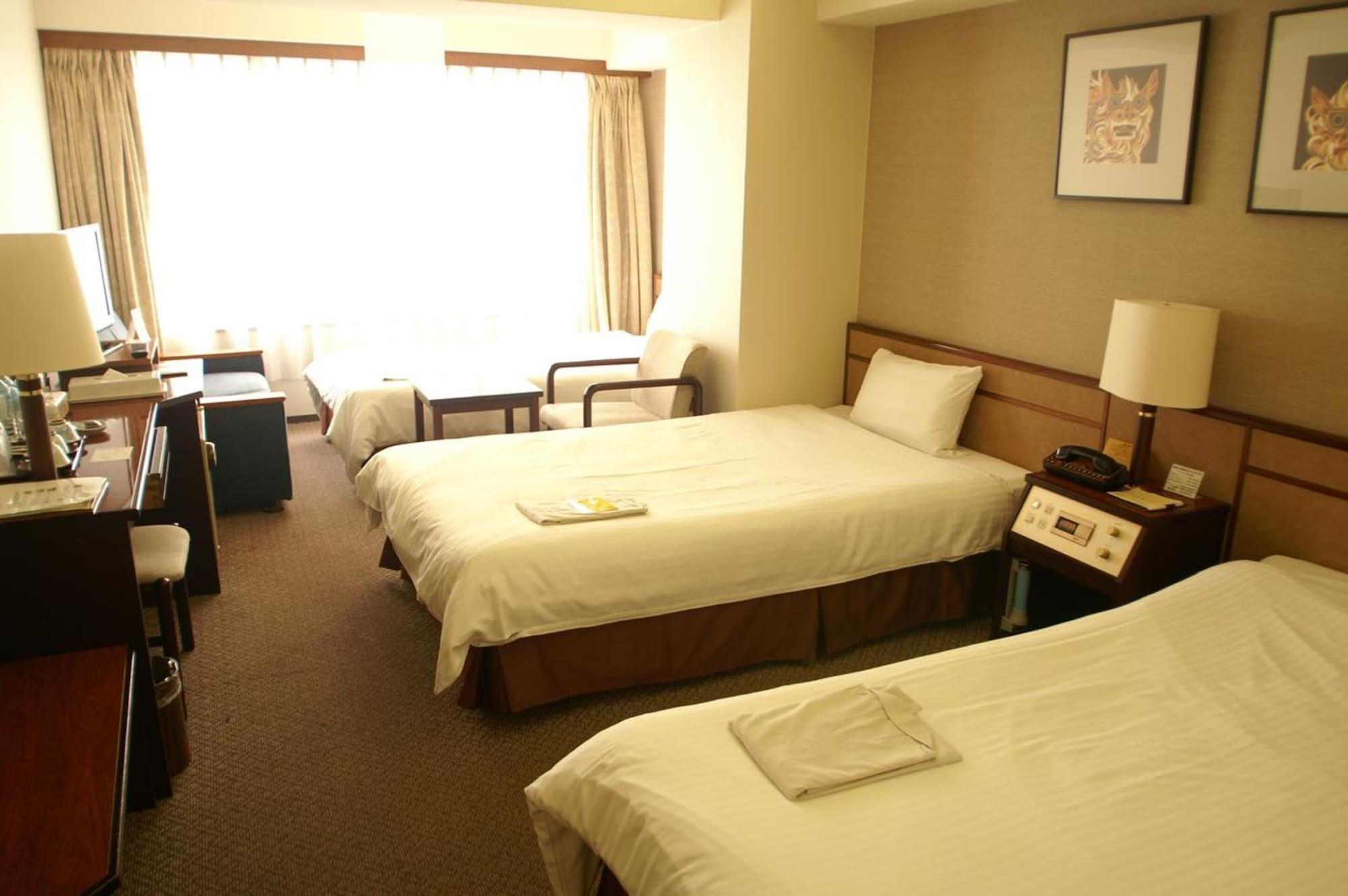 Ryukyu Sun Royal Hotel Наха Екстер'єр фото