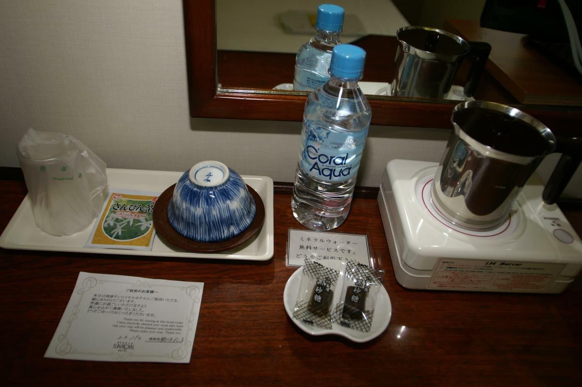 Ryukyu Sun Royal Hotel Наха Екстер'єр фото