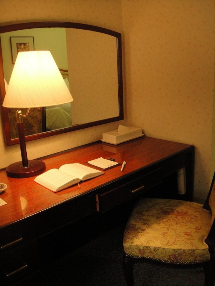 Ryukyu Sun Royal Hotel Наха Екстер'єр фото