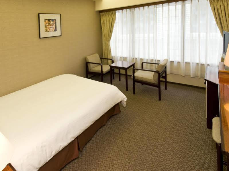 Ryukyu Sun Royal Hotel Наха Екстер'єр фото